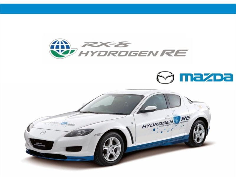 voiture Mazda rx-8 blanche avec  hydrogène et logo